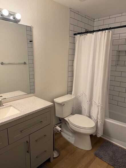 Building Photo - 7008 E Gold Dust Ave