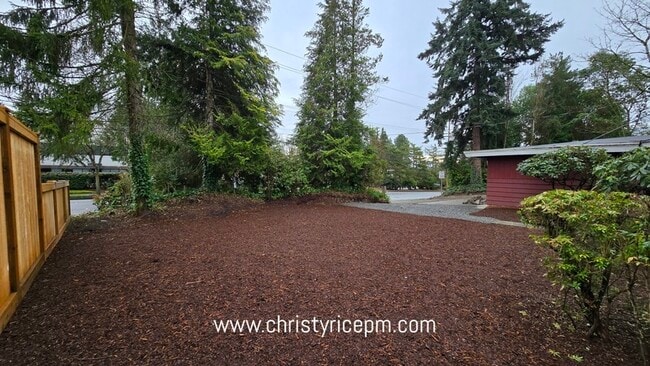 Building Photo - 1815 116th Ave NE