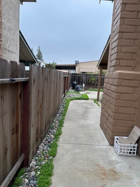 Building Photo - Modesto, 4 Bedroom 2.5 Bathroom Home