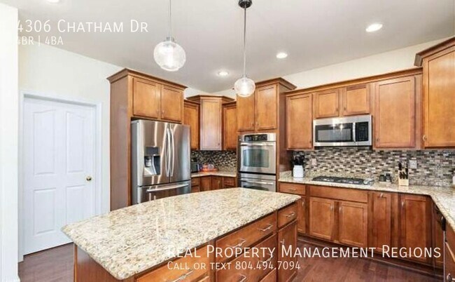 Building Photo - 4306 Chatham Dr