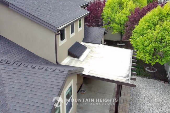 Building Photo - 14638 S Quiet Glen Dr