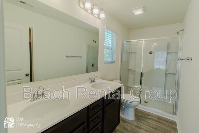 Building Photo - 122 Crescent Wy