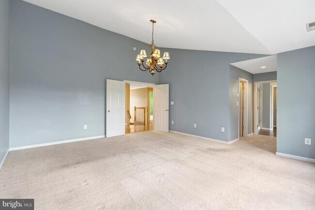 Building Photo - 6001 Alderdale Pl