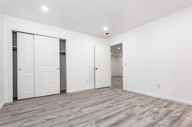 Building Photo - 300 Highland Ave