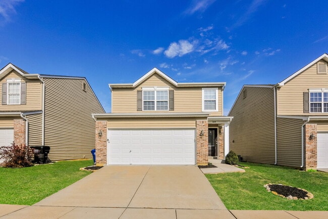 Building Photo - 209 Cimarron Ridge Crossing