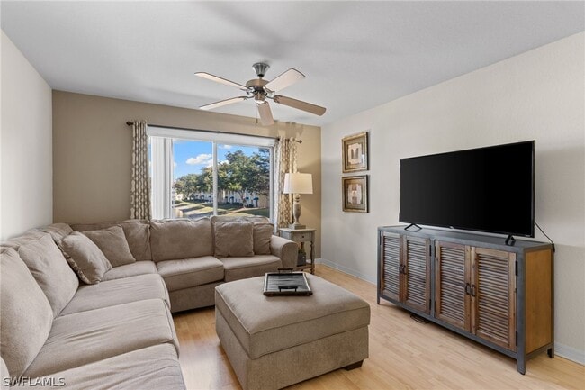 Building Photo - 8274 Key Royal Cir