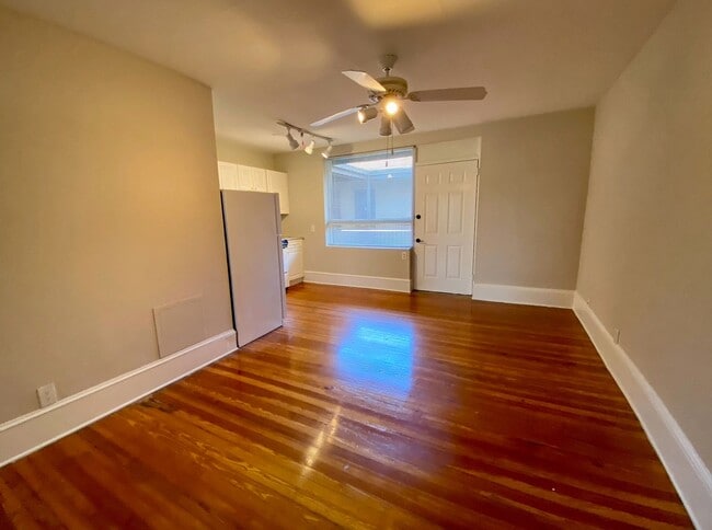 Building Photo - Quaint & Unique One Bedroom Apartment in Poncey-Highland