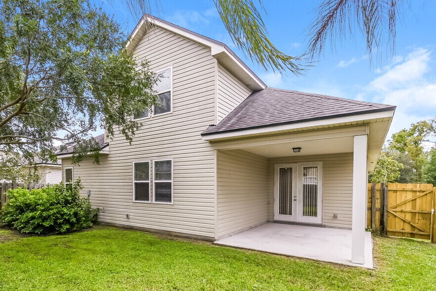 Building Photo - 1268 Camp Ridge Ln