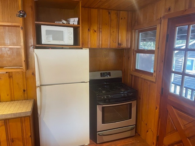 Building Photo - 27720 W Rowe Ave