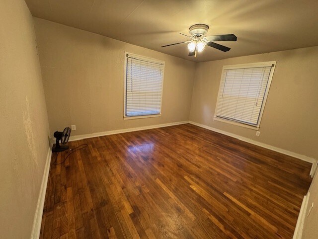 Building Photo - 1380 W Frey