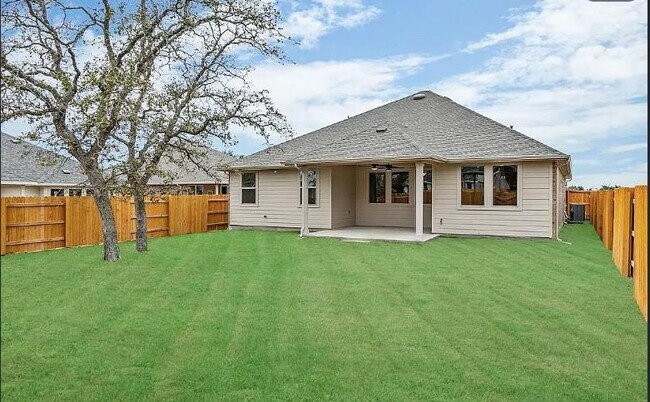 Building Photo - 4441 Arques Ave