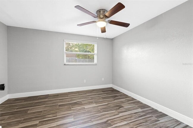 Building Photo - 14810 55th Way N