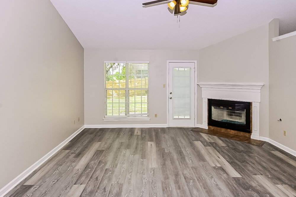 Building Photo - 1700 Brentwood Trce