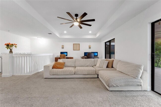 Building Photo - 3374 NW 5th St