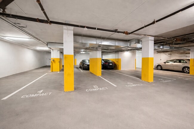 Building Photo - 1868 Van Ness Ave