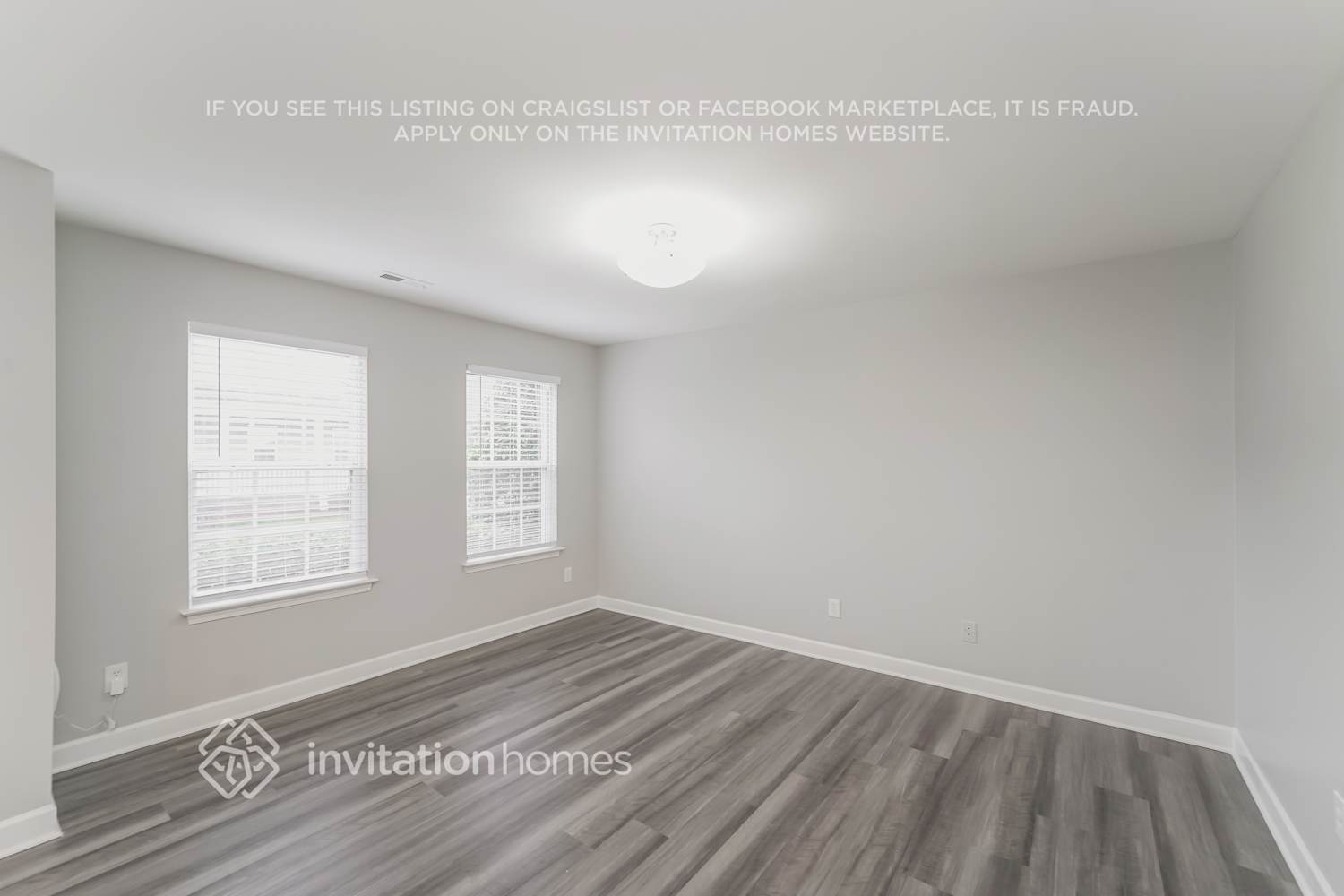 Building Photo - 6104 Eisenhower Ln