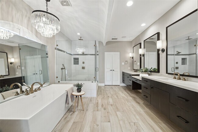 Building Photo - 6310 Taggart St