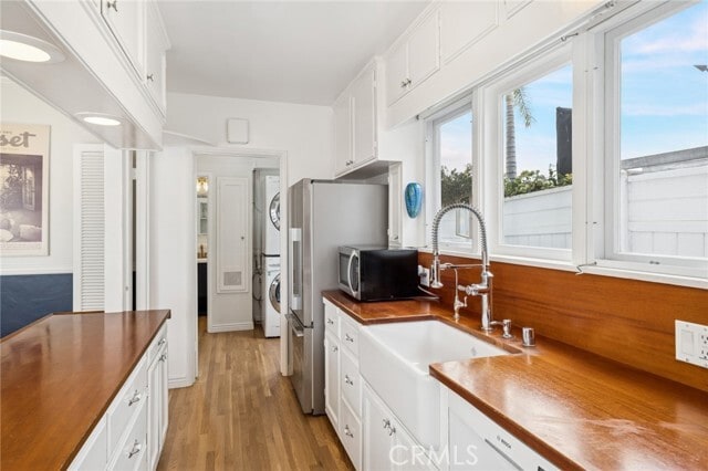 Building Photo - 200 Grand Canal