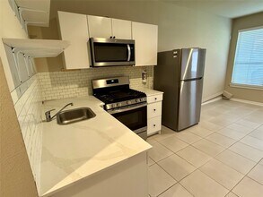Building Photo - 15118 Cougar Overlook Ct