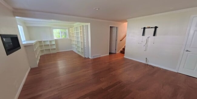 Building Photo - Beautiful Lindon Home