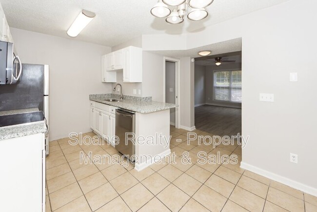 Building Photo - 1297 Mathis Ferry Rd