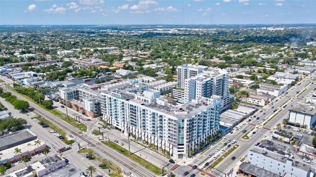 Building Photo - 140 S Dixie Hwy