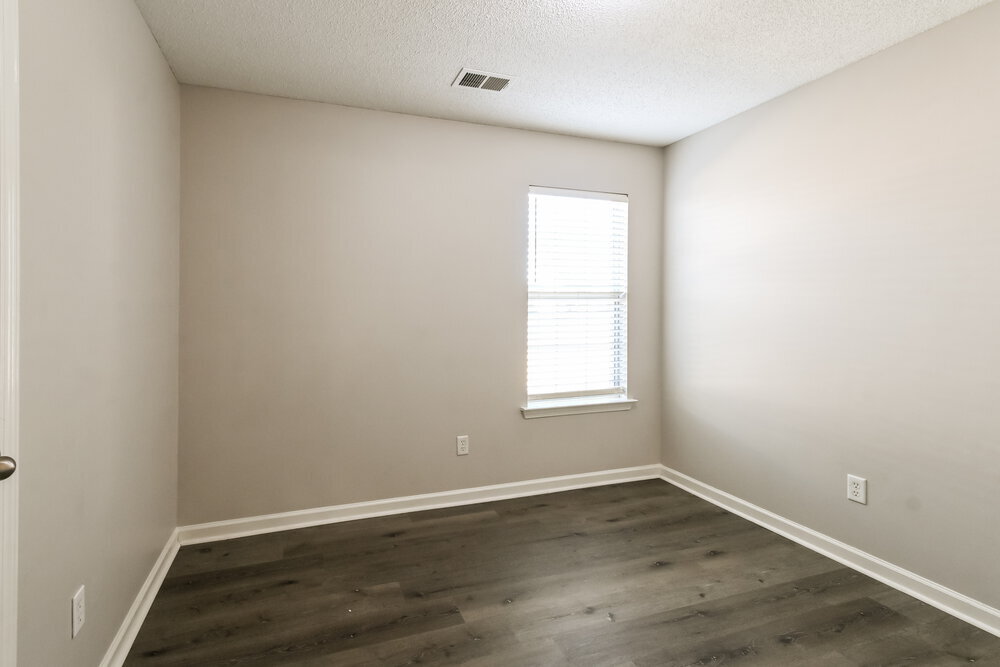 Building Photo - 5871 Carrel Cove