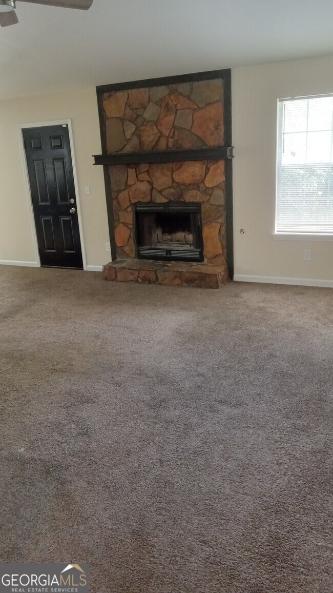 Building Photo - 1331 Misty Ridge Ct