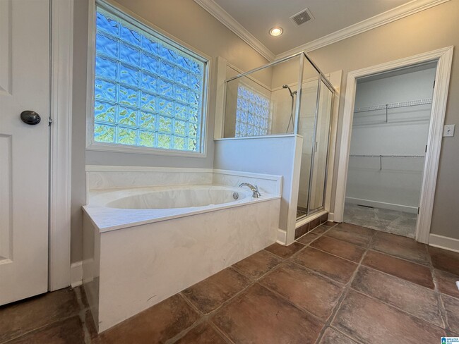 Building Photo - 6373 Legacy Ln