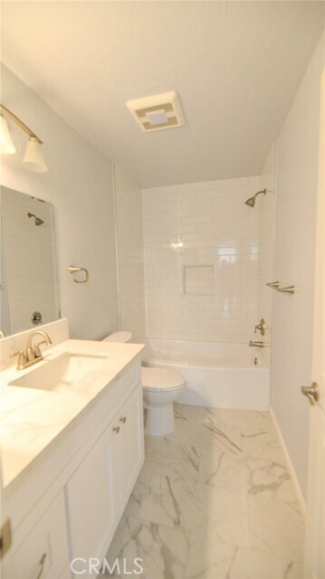 Building Photo - 223 Avenida Monterey