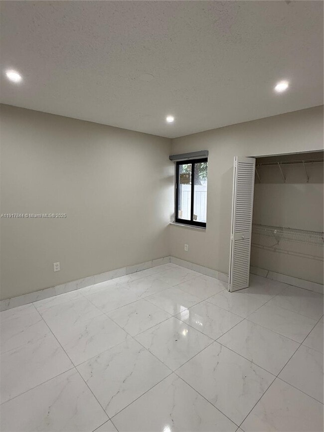 Building Photo - 14480 SW 112th St