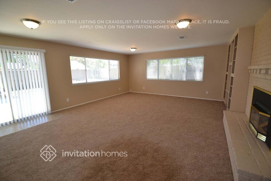 Building Photo - 10471 Reymouth Ave