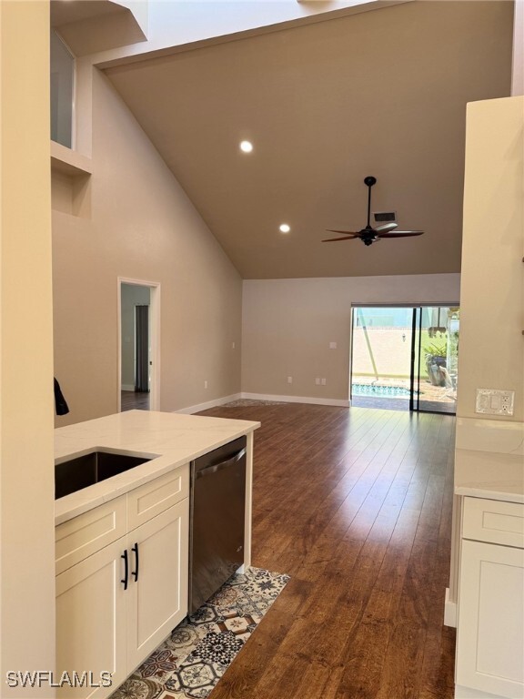 Building Photo - 5463 Harbour Castle Dr