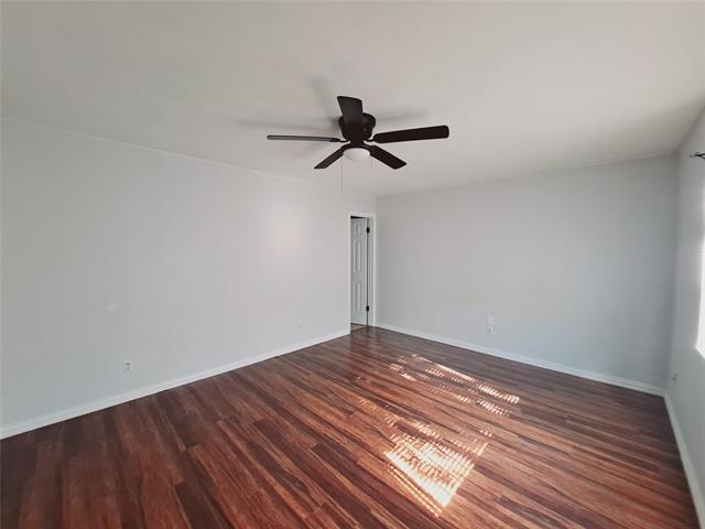 Building Photo - 3726 Red Oak Dr