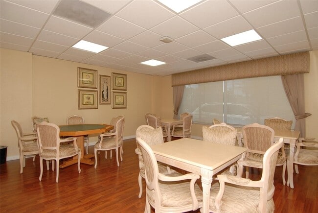 Building Photo - 3900 Galt Ocean Dr