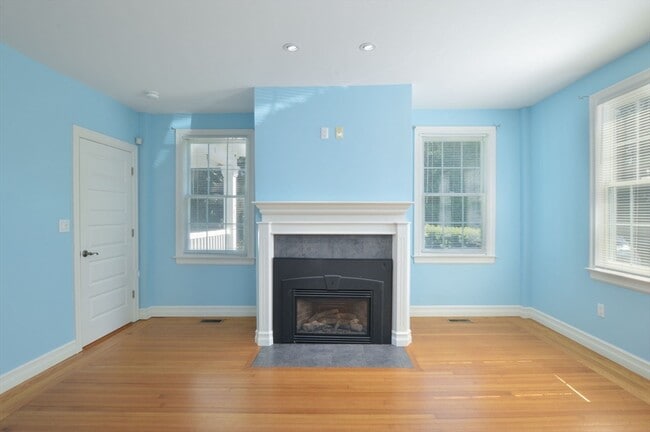 Building Photo - 66 Tucker Ln