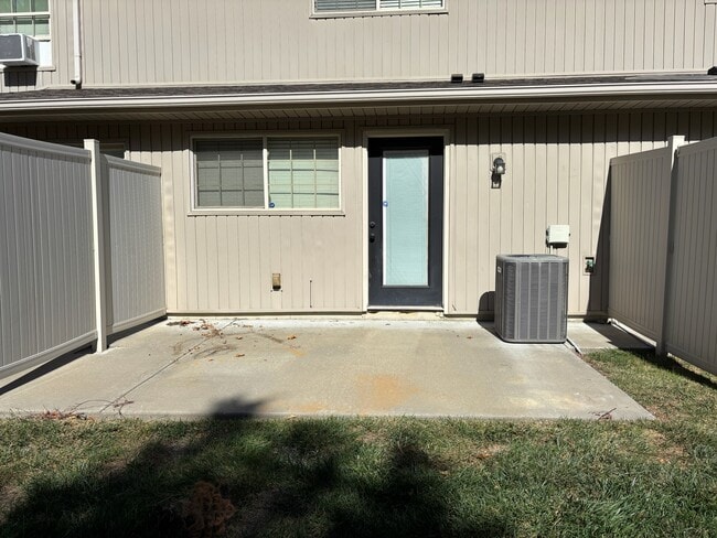 Building Photo - 4343 NE 83rd St