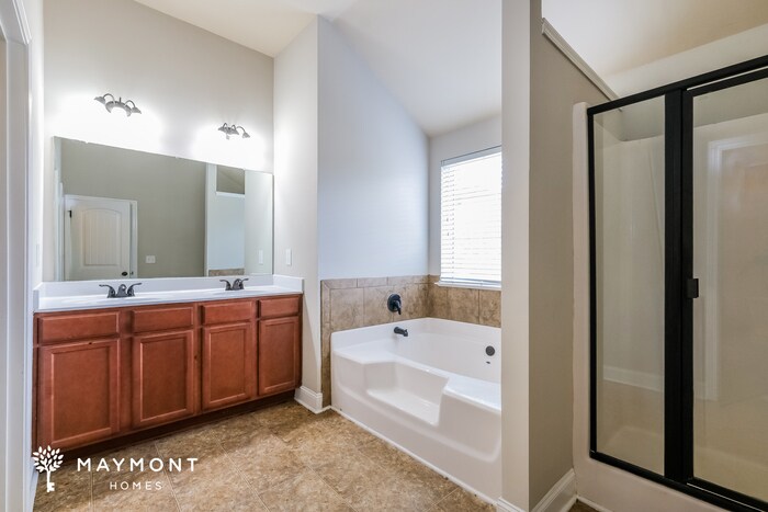 Building Photo - 3302 Veranda Way