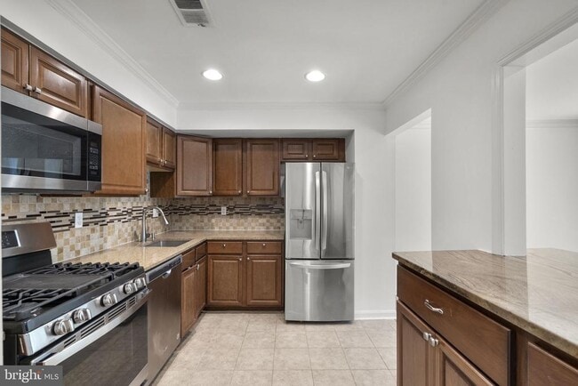 Building Photo - 2407 Alsop Ct