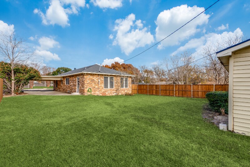 Building Photo - 7291 Ash St