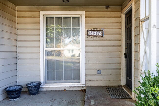 Building Photo - 3-Bedroom Near Texas Tech - Pre-leasing Now for August 2026