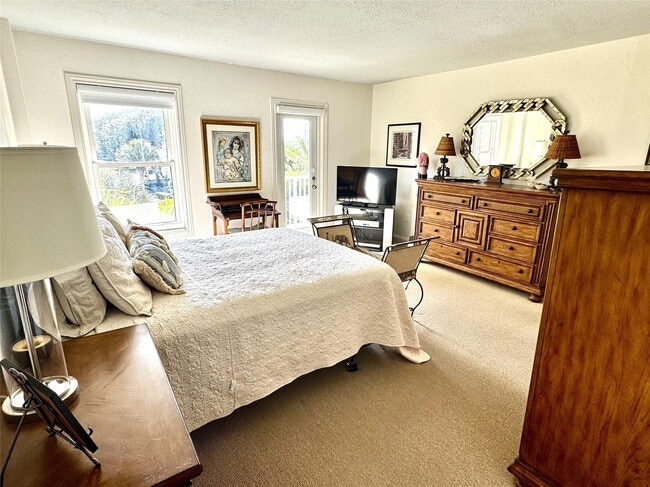 Building Photo - 951 De Soto Rd