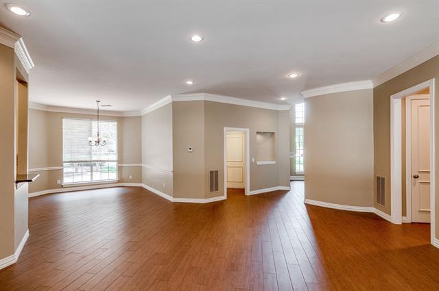 Building Photo - 1112 Longford Cir