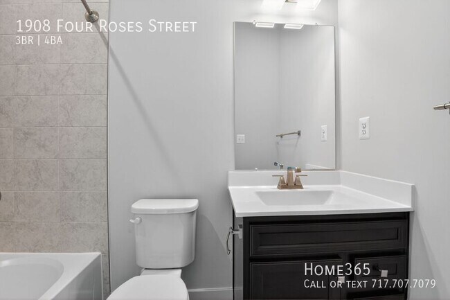 Building Photo - 1908 Four Roses St