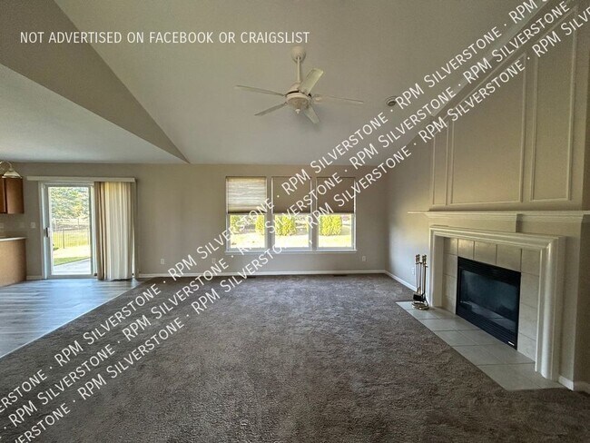 Building Photo - 18013 Marsal Dr