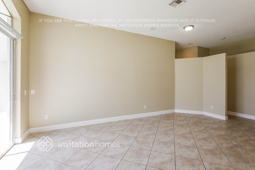 Building Photo - 2033 NW 178th Way