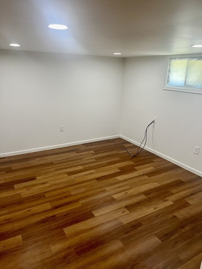 Building Photo - 3012 Oxon Run Ct
