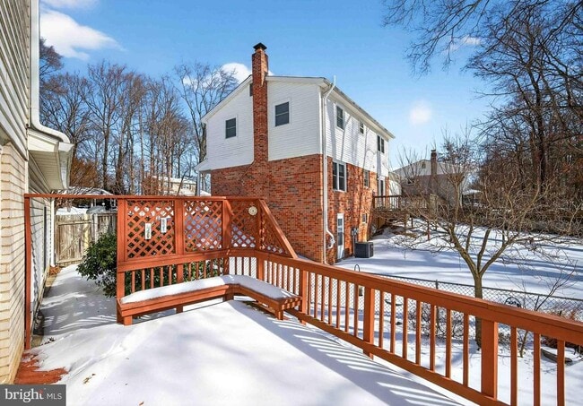 Building Photo - 9125 Donna Dean Dr