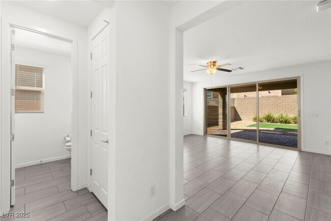 Building Photo - 767 Tallgrass St