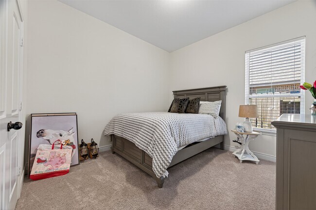 Building Photo - 32111 Dunham Creek Ln